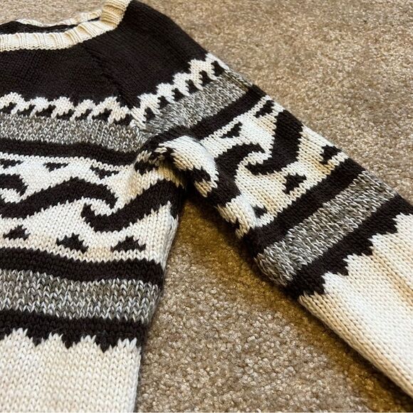 American Eagle Brown and cream intarsia knit oversized sweater, size XS - Picture 2 of 7